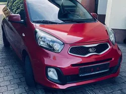 Rot Gebraucht 2012 Kia Picanto Kleinwagen | 3.900 € (Fairer Preis)
