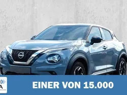 Grau Gebraucht 2023 Nissan Juke N-Connecta SUV | 21.220 € (Etwas zu teuer)