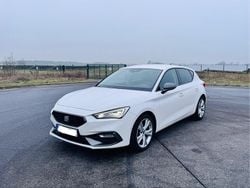 Weiß Gebraucht 2021 Seat Leon FR-Line Limousine | 20.000 € (Guter Preis)