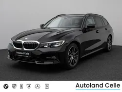 Schwarz 2668schwarz Gebraucht 2020 BMW 330 Sport Line Limousine | 31.499 € (Guter Preis)
