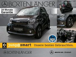 Schwarz Gebraucht 2024 Smart ForTwo Electric Drive Exclusive Kleinwagen | 16.498 € (Fairer Preis)