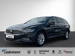 Grau Gebraucht 2023 VW Passat Business Kombi | 24.929 € (Guter Preis)