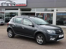 Grau Gebraucht 2018 Dacia Sandero Essentiel Kleinwagen | 6.890 € (Fairer Preis)