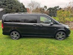 Schwarz Gebraucht 2014 Mercedes V250 Avantgarde Van / Kleinbus | 32.490 € (Fairer Preis)