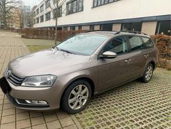 Braun Gebraucht 2011 VW Passat Kombi | 4.300 € (Guter Preis)