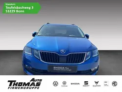 Raceblau metallic Gebraucht 2020 Skoda Octavia Soleil Kombi | 18.880 € (Guter Preis)