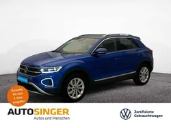 Ravennablau metallic Gebraucht 2024 VW T-Roc Style SUV | 37.450 € (Teuer)