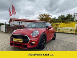 Rot Gebraucht 2017 Mini Cooper Kleinwagen | 9.990 € (Fairer Preis)