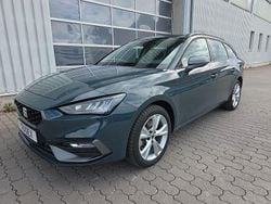 Fjordblau Gebraucht 2025 Seat Leon FR Kombi | 32.890 € (Fairer Preis)