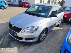 Brilliantsilber metallic Gebraucht 2012 Skoda Fabia Active Kombi | 5.950 € (Teuer)
