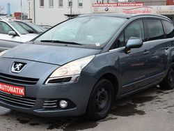 Grau Gebraucht 2010 Peugeot 5008 Allure Van / Kleinbus | 4.900 € (Guter Preis)