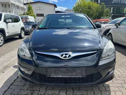 Schwarz Gebraucht 2010 Hyundai i30 Comfort Limousine | 2.499 € (Fairer Preis)