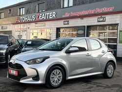 Silber Gebraucht 2021 Toyota Yaris Team Limousine | 13.350 € (Guter Preis)
