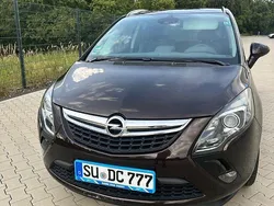 Braun Gebraucht 2012 Opel Zafira Tourer Innovation Van / Kleinbus | 7.700 € (Etwas zu teuer)