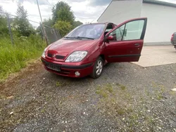 Rot Gebraucht 2001 Renault Scénic Van / Kleinbus | 850 € (Guter Preis)