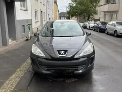 Grau Gebraucht 2010 Peugeot 308 Limousine | 1.850 € (Superpreis)