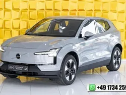 Vapour grey Gebraucht 2024 Volvo EX30 Core SUV | 29.490 € (Guter Preis)