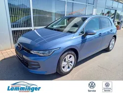 Anemonenblau metallic Gebraucht 2024 VW Golf VIII Life Limousine | 23.990 € (Fairer Preis)