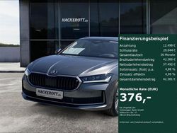 Grau Gebraucht 2025 Skoda Superb Selection Kombi | 49.990 €