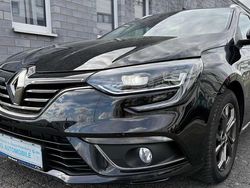 Sternenschwarz Gebraucht 2017 Renault Mégane GrandTour Bose Edition Kombi | 9.950 € (Fairer Preis)