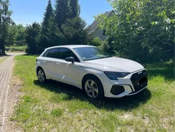 Weiß Gebraucht 2022 Audi A3 Sportback e-tron S-Line Limousine | 24.900 € (Superpreis)