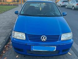 Blau Gebraucht 2001 VW Polo Trendline Kleinwagen | 999 € (Fairer Preis)
