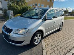 Grau Gebraucht 2008 VW Touran United Van / Kleinbus | 8.950 € (Teuer)