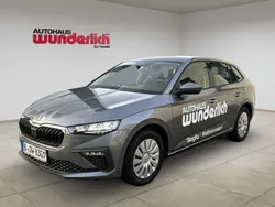 Grau Gebraucht 2024 Skoda Scala Essence Kleinwagen | 22.990 € (Fairer Preis)