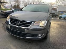 Grau Gebraucht 2009 VW Touran United Van / Kleinbus | 5.999 € (Fairer Preis)