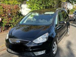 Grau Gebraucht 2009 Ford Galaxy Van / Kleinbus | 4.100 € (Guter Preis)