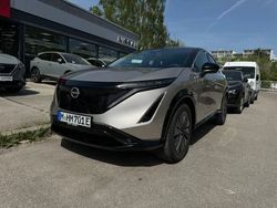 Warm silver metallic/pearl bla Gebraucht 2024 Nissan Ariya Evolve SUV | 43.900 € (Fairer Preis)