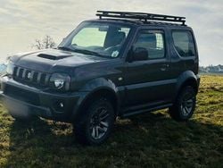 Grau Gebraucht 2017 Suzuki Jimny Style SUV | 17.950 € (Fairer Preis)