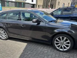 Schwarz Gebraucht 2013 Audi A4 Ambiente Kombi | 9.000 € (Superpreis)