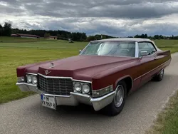 Rot Gebraucht 1969 Cadillac Deville Cabrio | 23.500 €