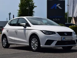 Weiß Gebraucht 2022 Seat Ibiza Style Limousine | 13.890 € (Fairer Preis)