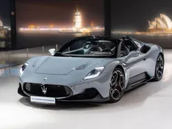 Anthrazit Gebraucht 2024 Maserati MC20 Cabrio | 219.980 €