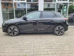 Diamant schwarz Gebraucht 2021 Opel Corsa-e GS Line Kleinwagen | 16.485 € (Etwas zu teuer)