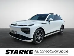 Arctic white Neu 2025 XPENG G9 AWD Performance SUV | 74.990 € (Fairer Preis)