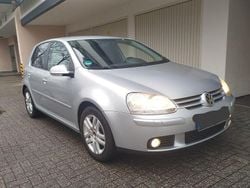 Silber Gebraucht 2007 VW Golf V Limousine | 3.000 € (Fairer Preis)