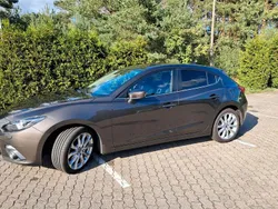 Grau Gebraucht 2013 Mazda 3 Center-Line Limousine | 8.900 € (Guter Preis)