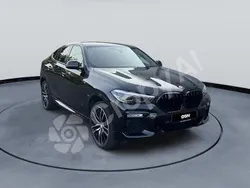 Schwarz Gebraucht 2021 BMW X6 M Sport SUV | 69.800 € (Etwas zu teuer)