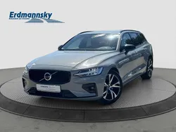 Vapour grey (grau) Gebraucht 2024 Volvo V60 Plus Kombi | 35.960 € (Guter Preis)