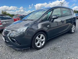 Grau Gebraucht 2014 Opel Zafira Tourer Active Van / Kleinbus | 6.850 € (Guter Preis)