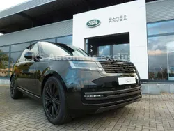 Santorini black Gebraucht 2024 Land Rover Range Rover HSE SUV | 161.890 € (Etwas zu teuer)