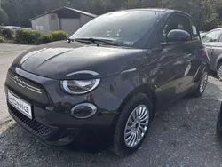 Schwarz Gebraucht 2023 Fiat 500e Kleinwagen | 19.998 € (Guter Preis)