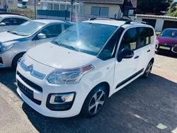Weiß Gebraucht 2017 Citroën C3 Picasso SELECTION Van / Kleinbus | 7.990 € (Teuer)
