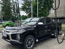 Schwarz Gebraucht 2020 Mitsubishi L200 Edition Abholung | 32.450 € (Etwas zu teuer)