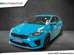 Türkis foliert / schwarz seri Gebraucht 2020 Kia Ceed GT Limousine | 22.490 € (Etwas zu teuer)