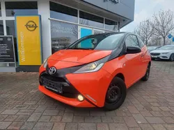 Orange Gebraucht 2014 Toyota Aygo X-cite Kleinwagen | 4.950 € (Fairer Preis)