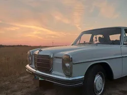 Weiß Gebraucht 1971 Mercedes W115 Limousine | 14.590 €